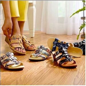 Vionic Triple Adjustable Strap Wedge Sandals Radia Slip On Slides Like New